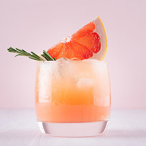 Orange cocktail beverage
